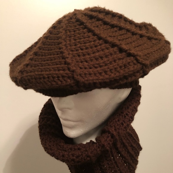Classic Handmade Crochet Hat Set. - Picture 8 of 8